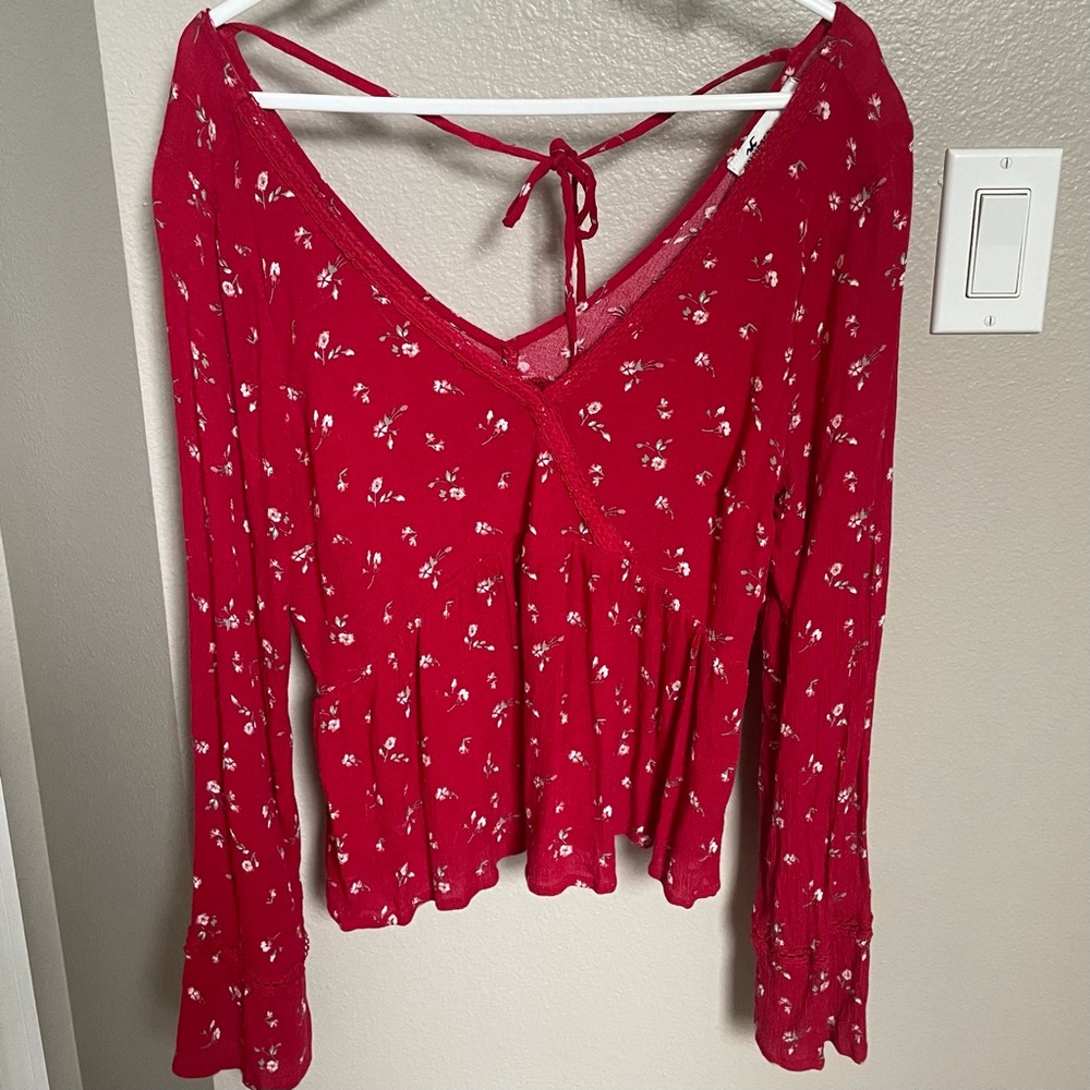 NWOT Hollister Shirt Red Size L